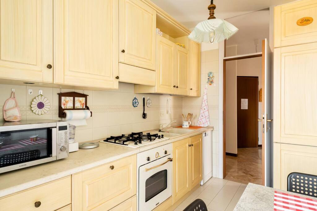 Casa De Rocco No Check In After 19 00 Apartment เบรเชีย ภายนอก รูปภาพ